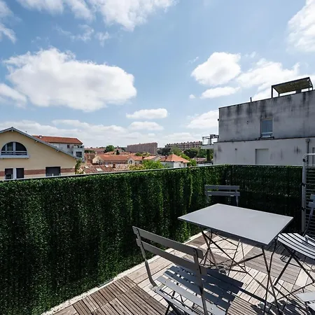 Le Saint Exupery - T3 Centre Avec Balcon + Parking Gratuit Tuluza