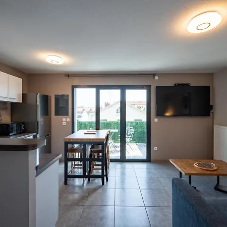 Le Saint Exupery - T3 Centre Avec Balcon + Parking Gratuit