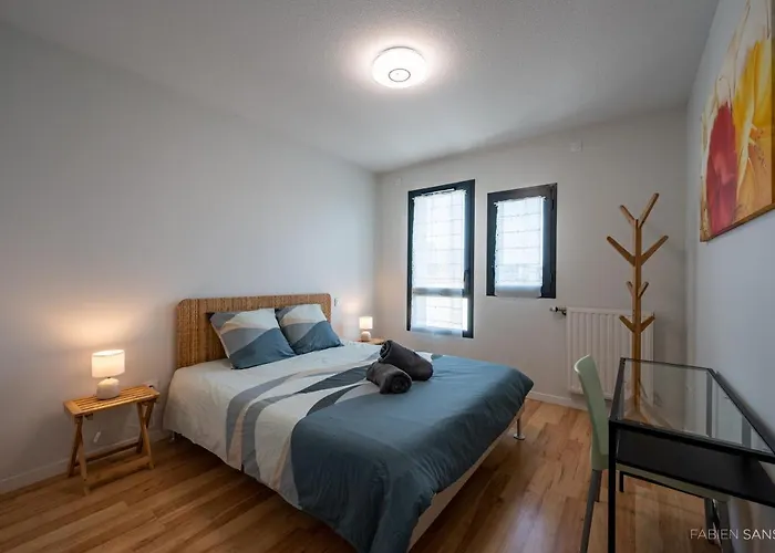 Le Saint Exupery - T3 Centre Avec Balcon + Parking Gratuit *