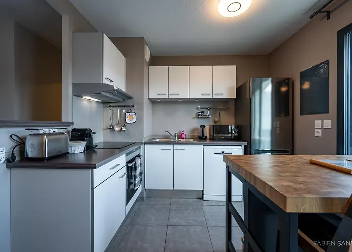 Le Saint Exupery - T3 Centre Avec Balcon + Parking Gratuit *